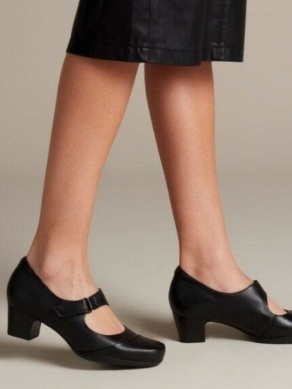 NWT Clarks Rosalyn Wren Black Leather Mary Jane Pumps